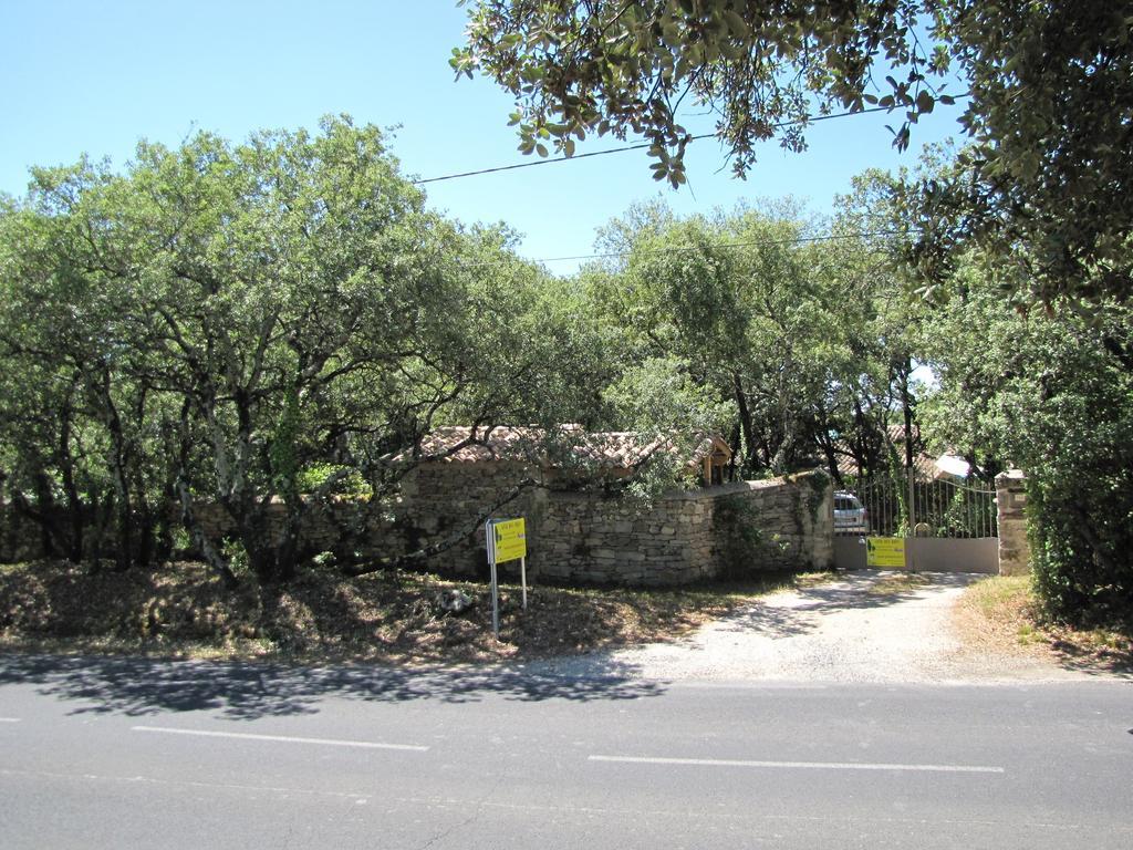 Galargues Domaine Du Bois Gite Marion מראה חיצוני תמונה