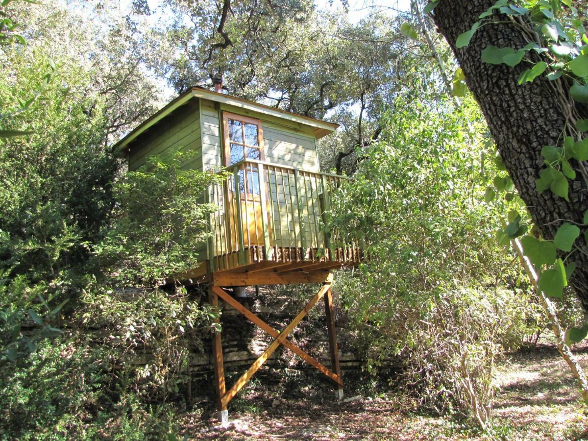 Galargues Domaine Du Bois Gite Marion מראה חיצוני תמונה